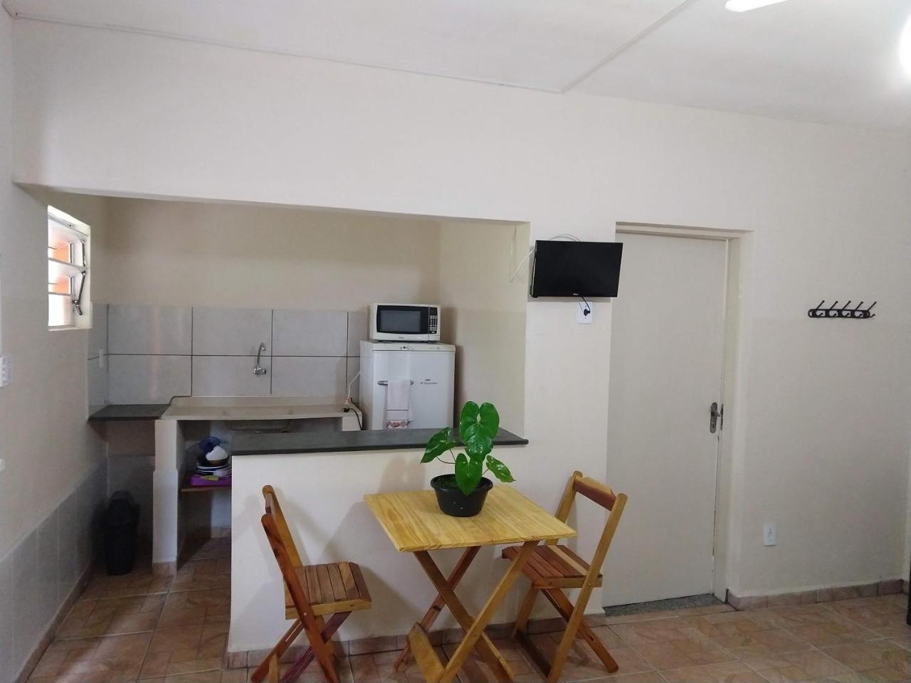 Locacao P Final De Semana Mourada Terrea Hotel Caraguatatuba Ngoại thất bức ảnh